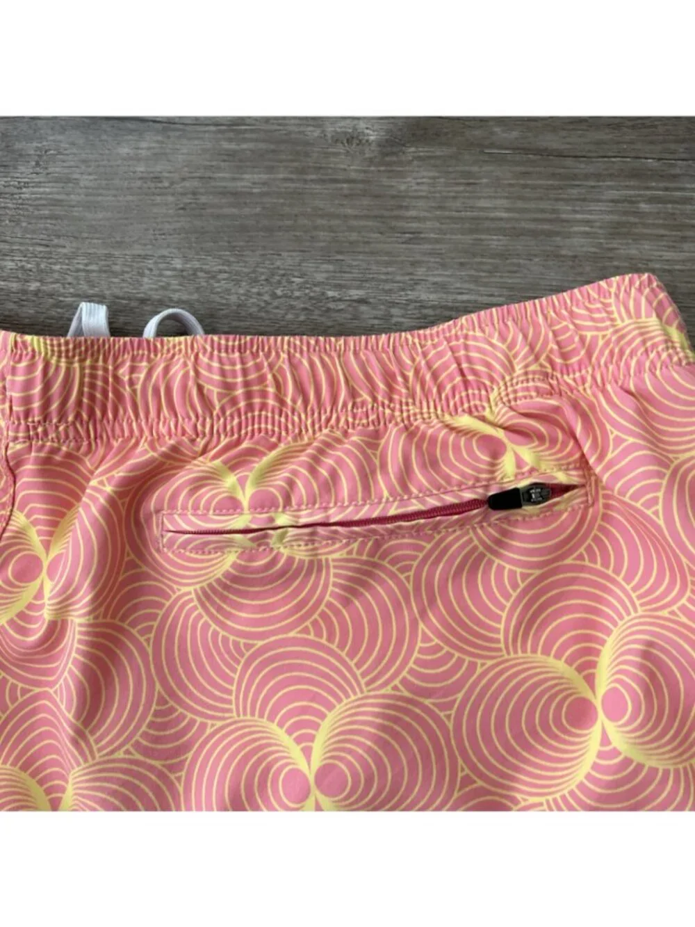 Bearbottom Stretch Swim Trunks Mens XXL Coral Pink Geometric Print Lined 5.5